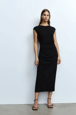 Vestido midi sencillo con cremallera